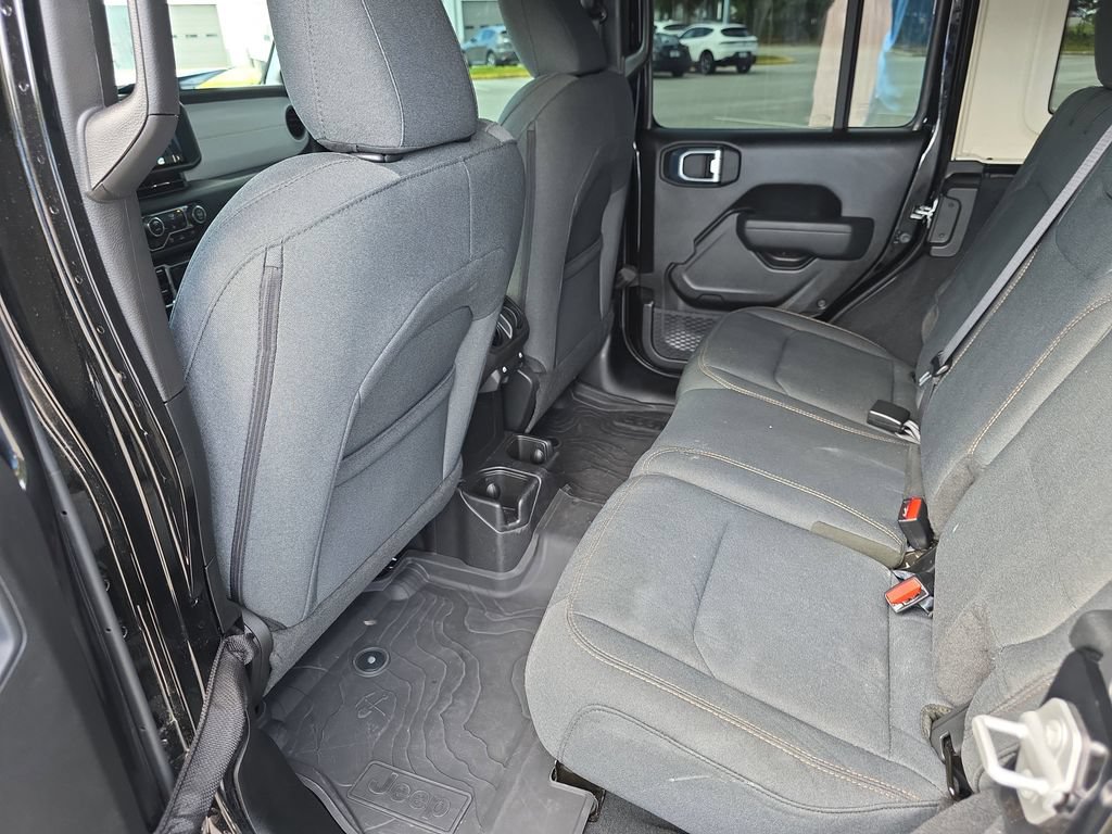 Used 2026 Jeep Wrangler Unlimited Sport AWD/4WD image 28