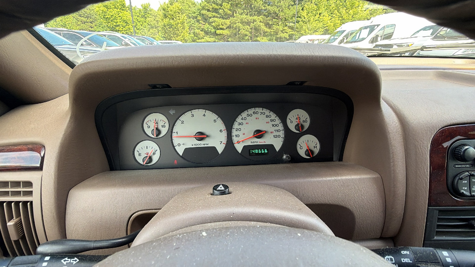 Used 2001 Jeep Grand Cherokee Limited AWD/4WD image 29