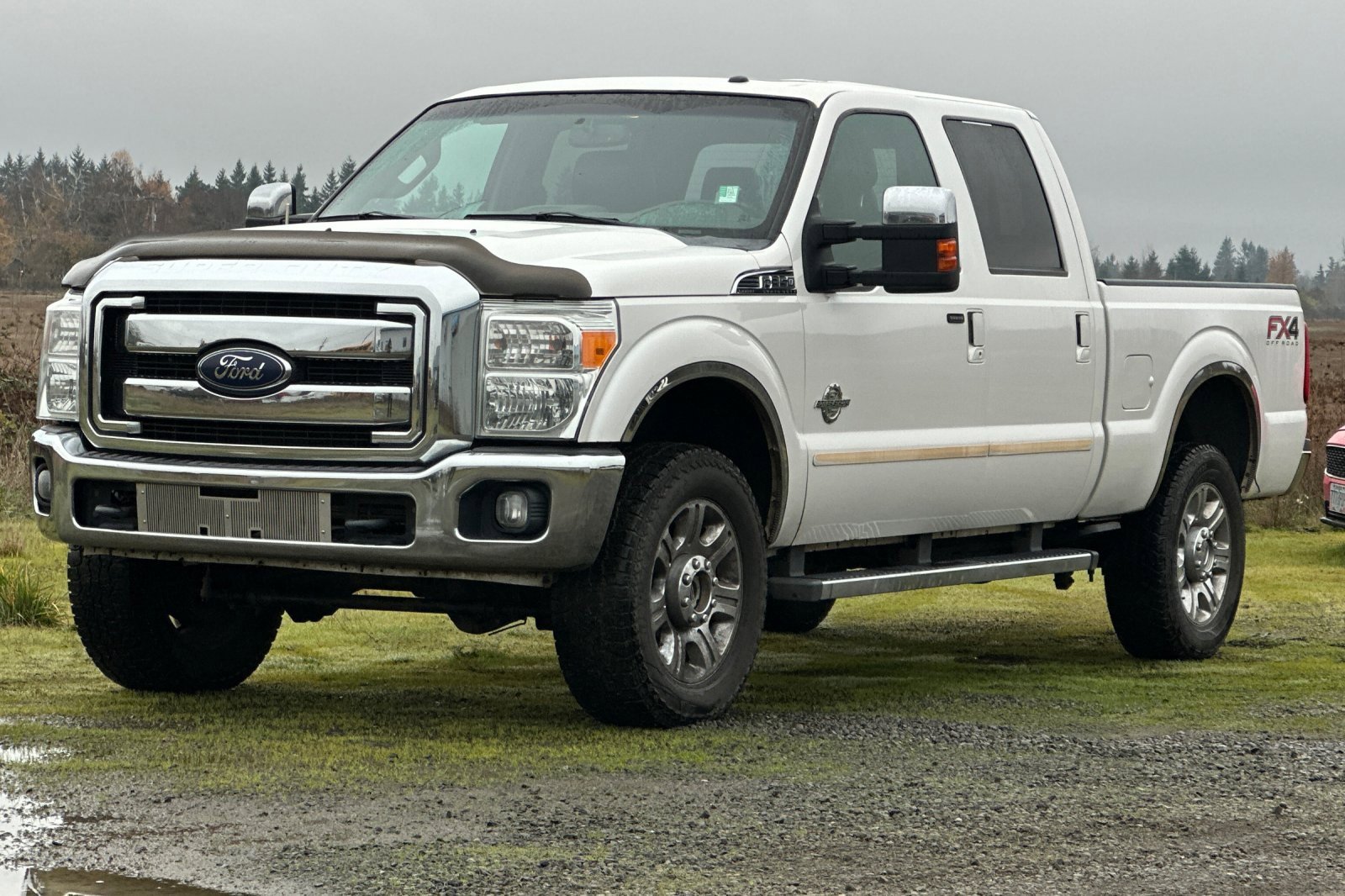 Used 2013 Ford F350 Lariat w/ Lariat Chrome Pkg image 8