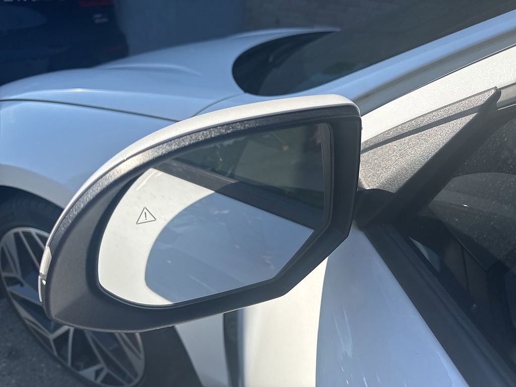 Used 2024 Hyundai Ioniq 6 SEL AWD/4WD image 22