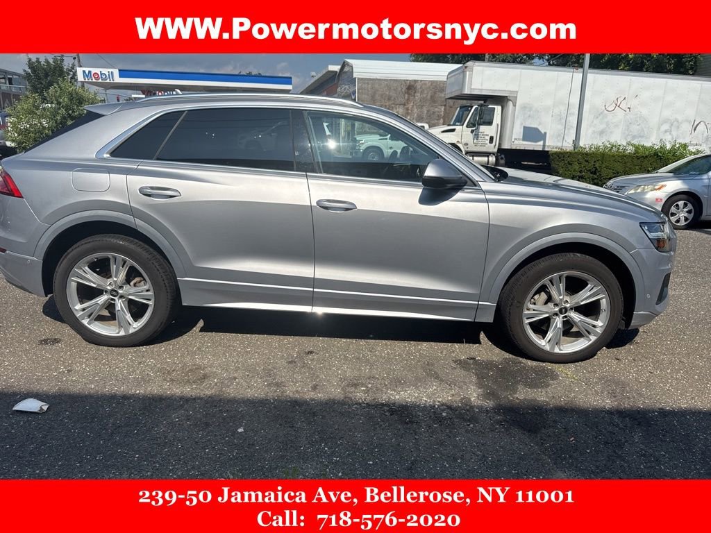 Used 2022 Audi Q8 Premium Plus w/ Premium Plus Package image 6