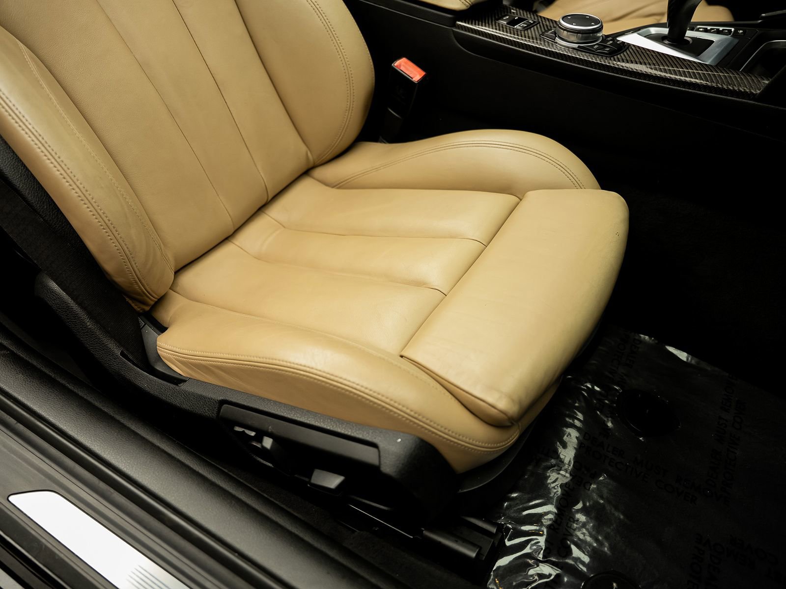 Used 2015 BMW M4 Convertible image 38