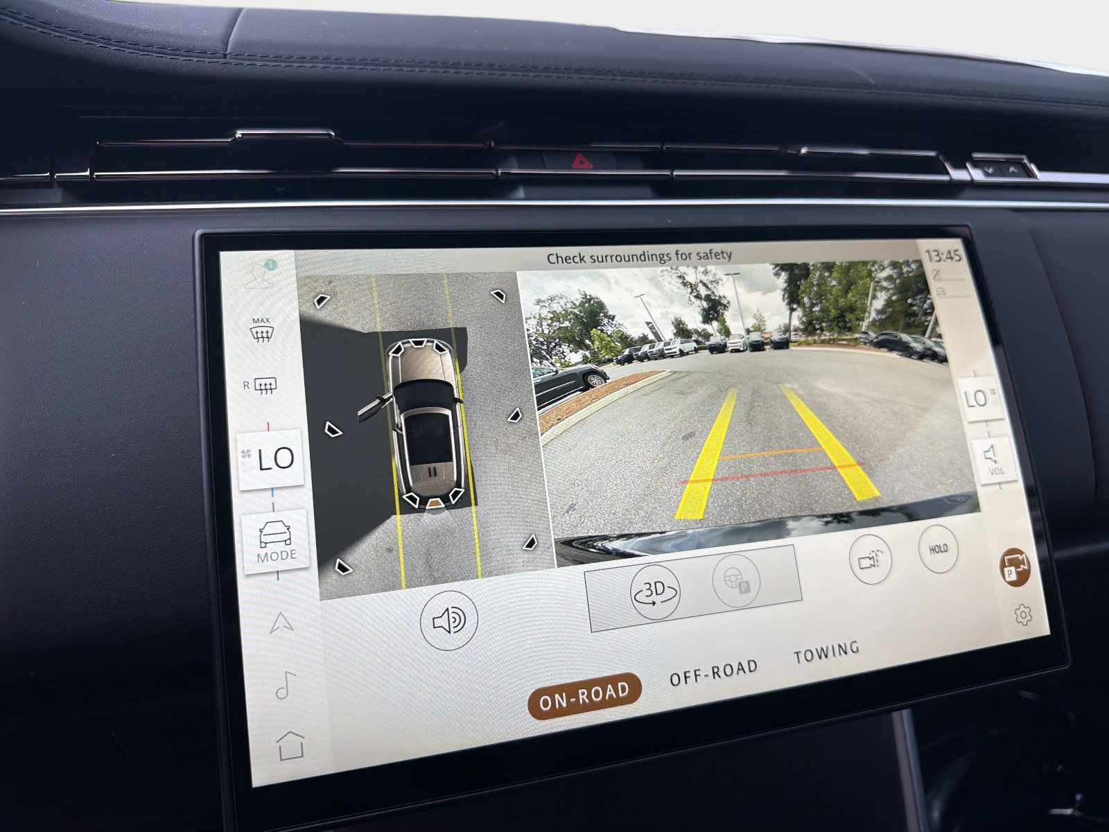 New 2026 Land Rover Range Rover SE AWD/4WD image 24