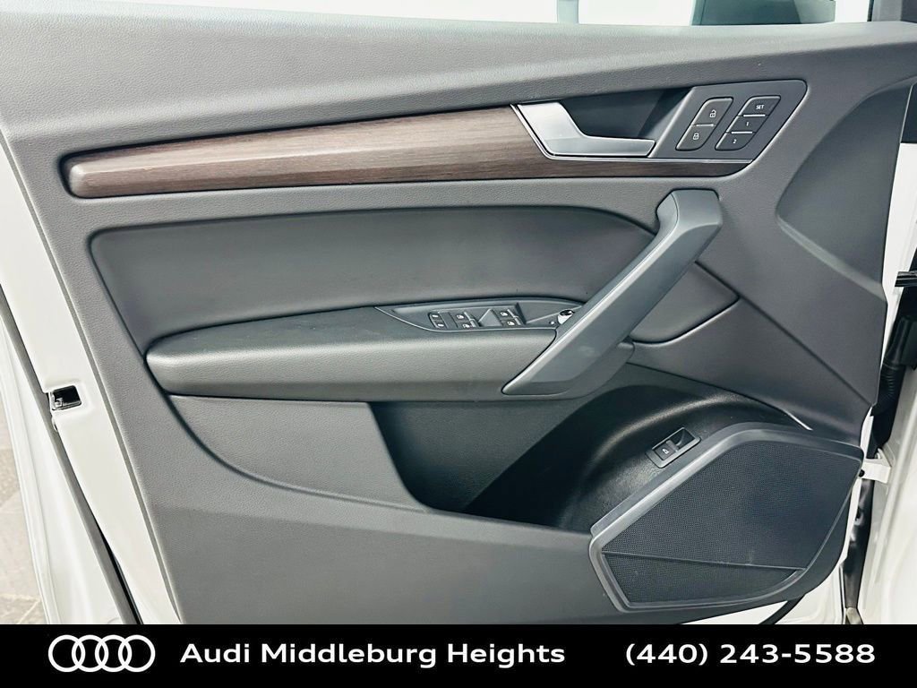 Certified 2023 Audi Q5 2.0T Premium w/ Convenience Package image 31