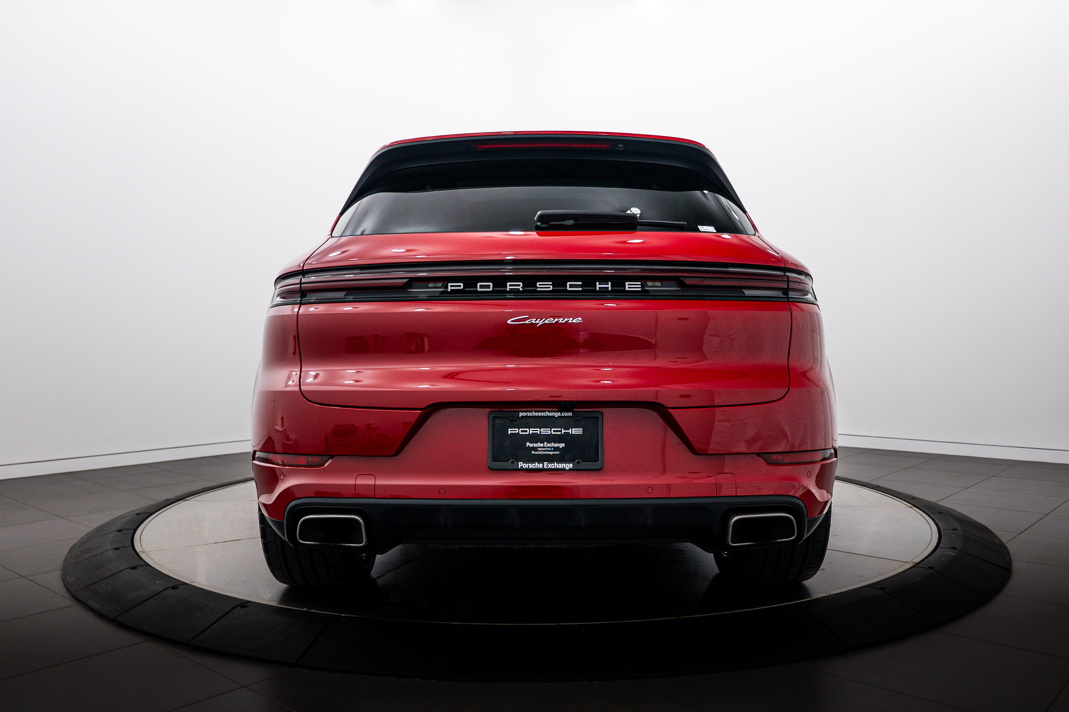 Certified 2026 Porsche Cayenne AWD/4WD image 6