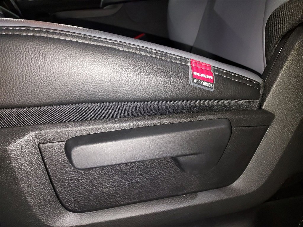 New 2026 RAM 3500 Tradesman image 18