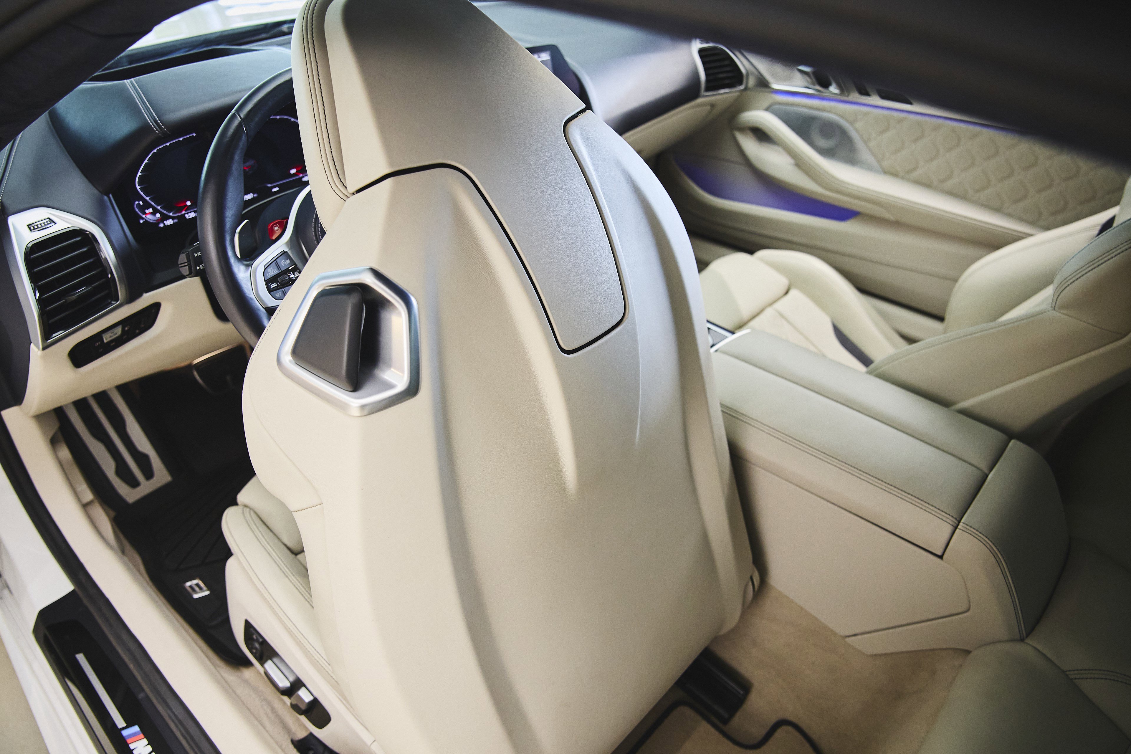 Used 2022 BMW M8 Competition w/ M Carbon Exterior Package image 12