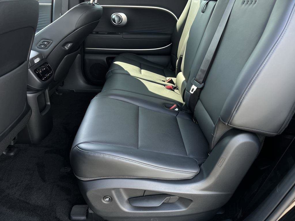 New 2026 Hyundai Ioniq 9 SEL image 8