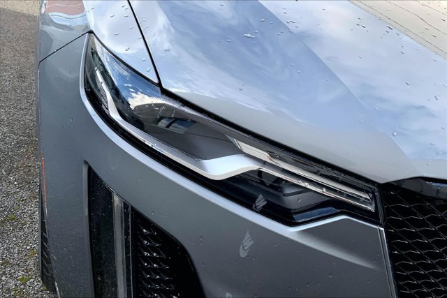 Used 2025 Cadillac XT6 Sport AWD/4WD image 29