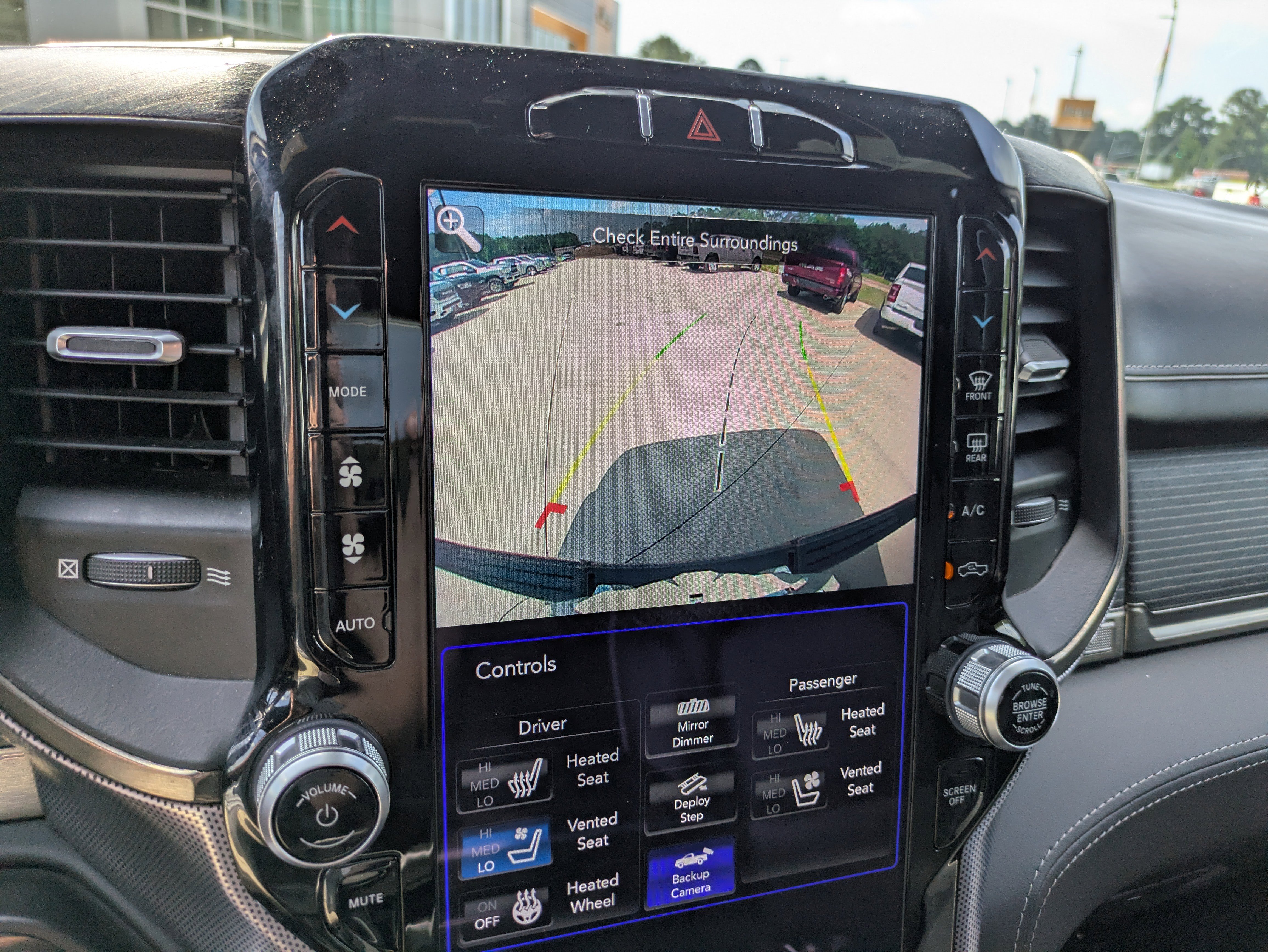 Used 2021 RAM 1500 Limited w/ Bed Utility Group AWD/4WD image 18