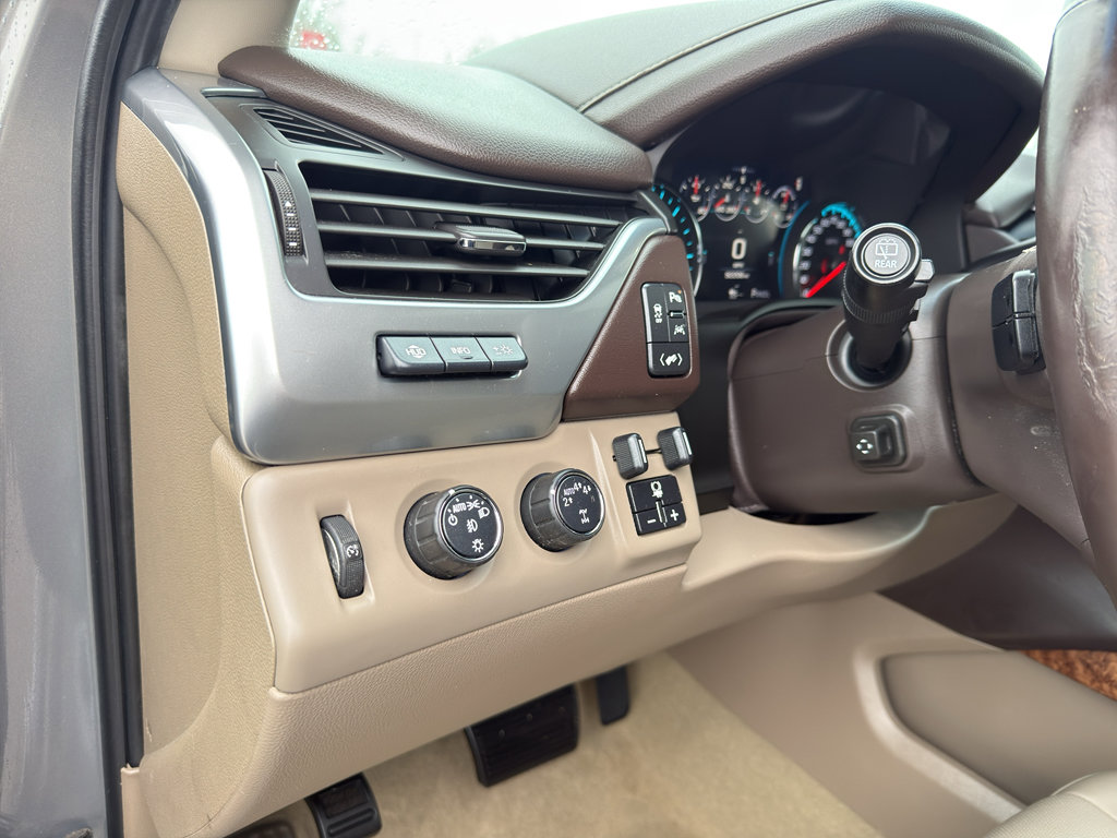 Used 2017 Chevrolet Suburban Premier image 14