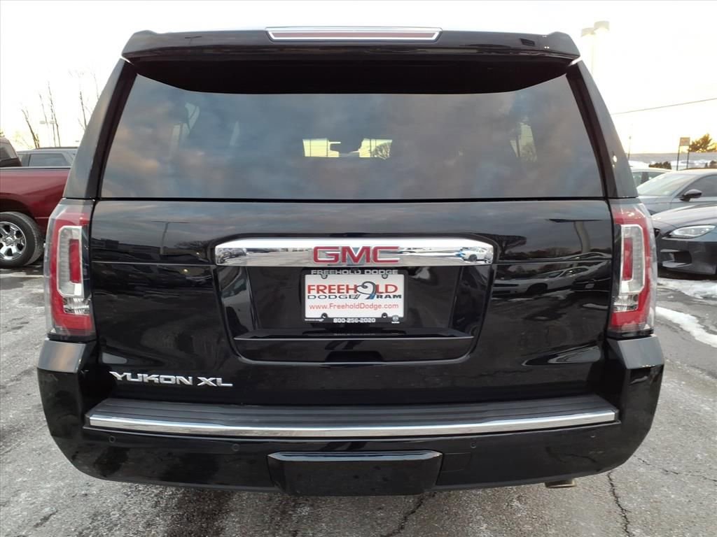 Used 2020 GMC Yukon XL Denali w/ Denali Ultimate Package image 5