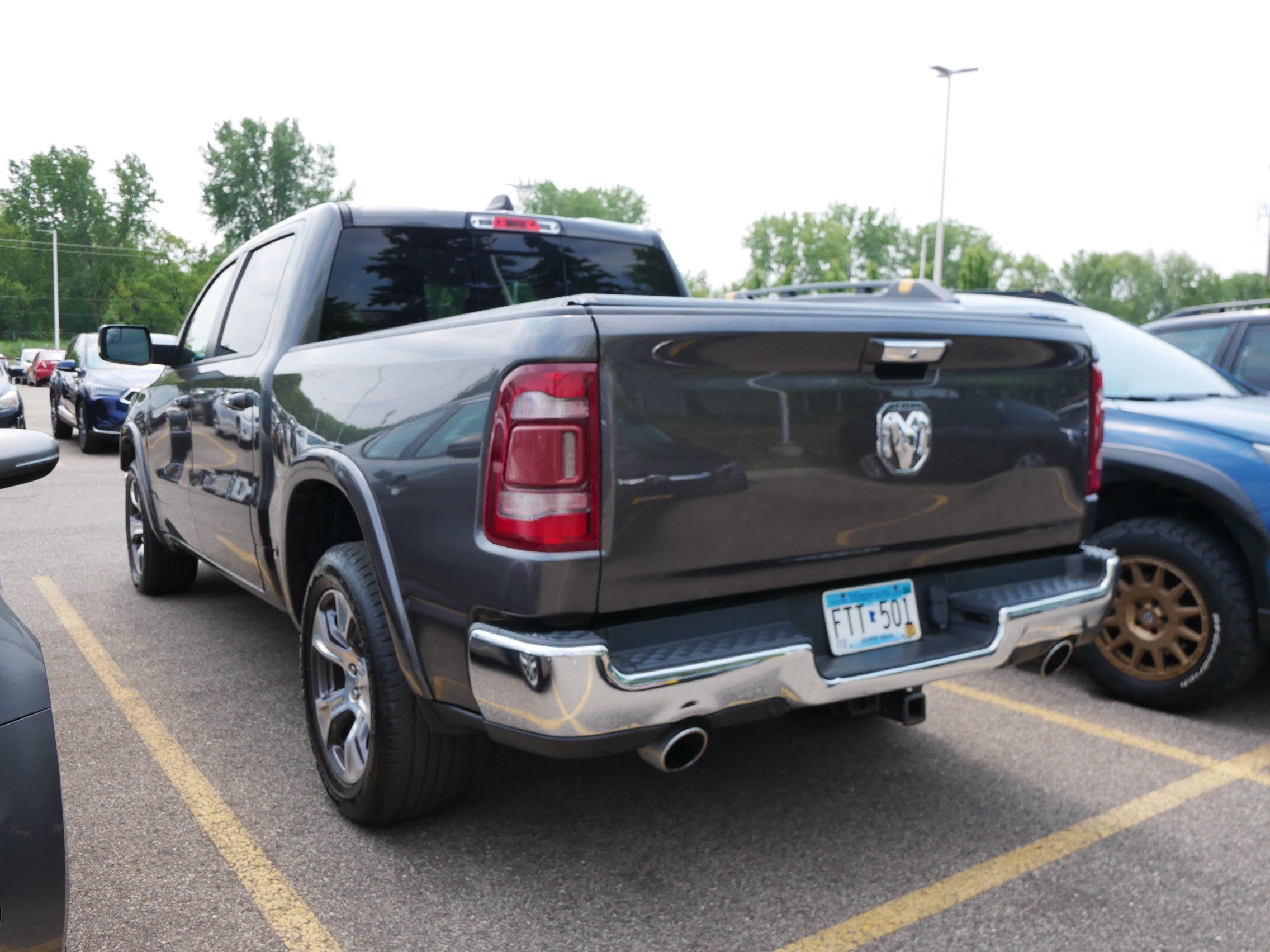 Used 2019 RAM 1500 Laramie RWD image 4
