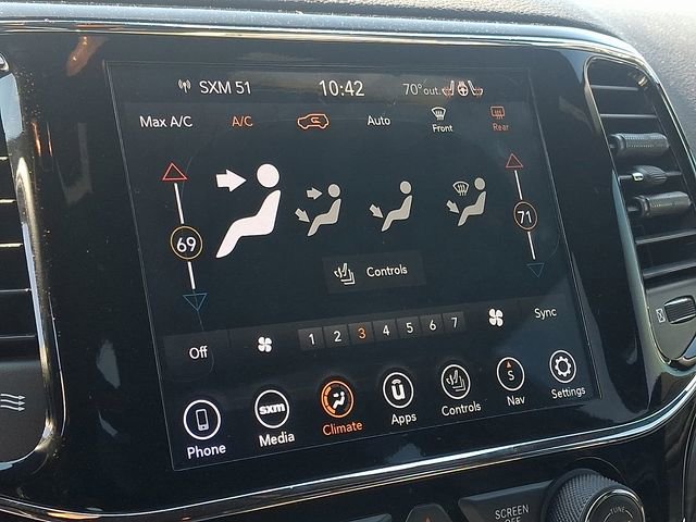 Used 2020 Jeep Grand Cherokee Altitude image 15