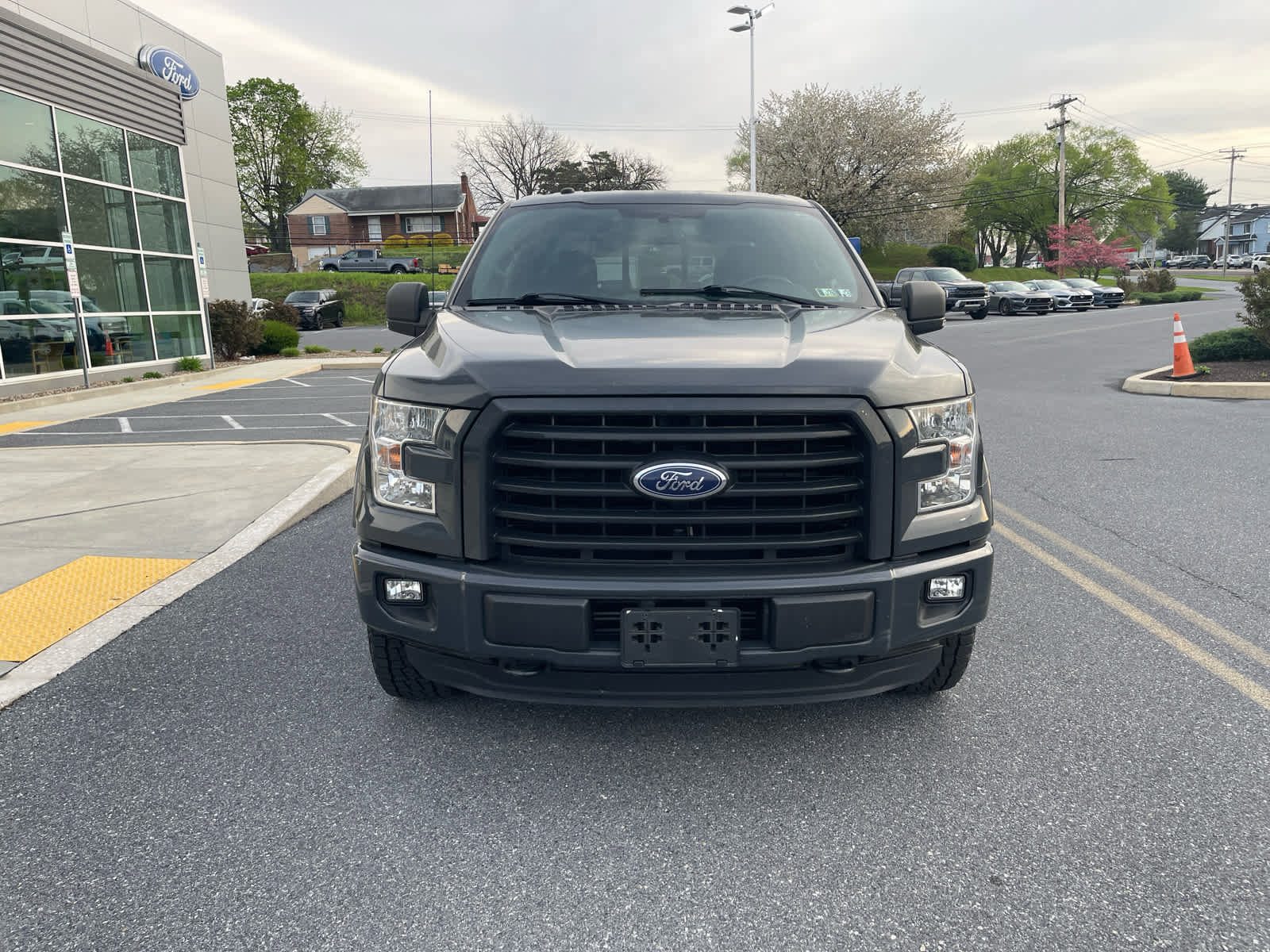 Used 2016 Ford F150 XLT w/ Equipment Group 302A Luxury image 8