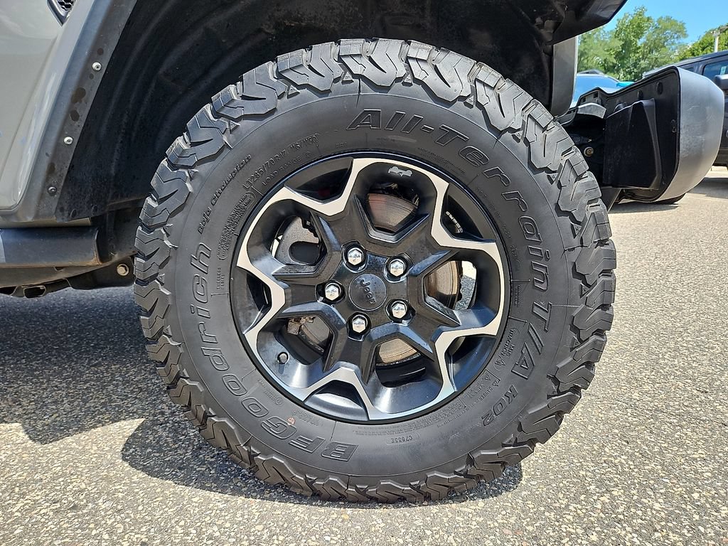 Used 2021 Jeep Wrangler Unlimited Rubicon 4xe w/ Cold Weather Group AWD/4WD image 8