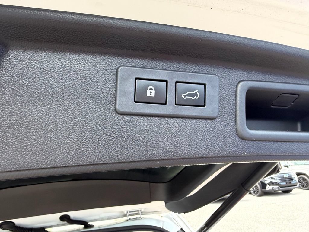 Used 2021 Subaru Forester Limited w/ Popular Package #3 AWD/4WD image 8