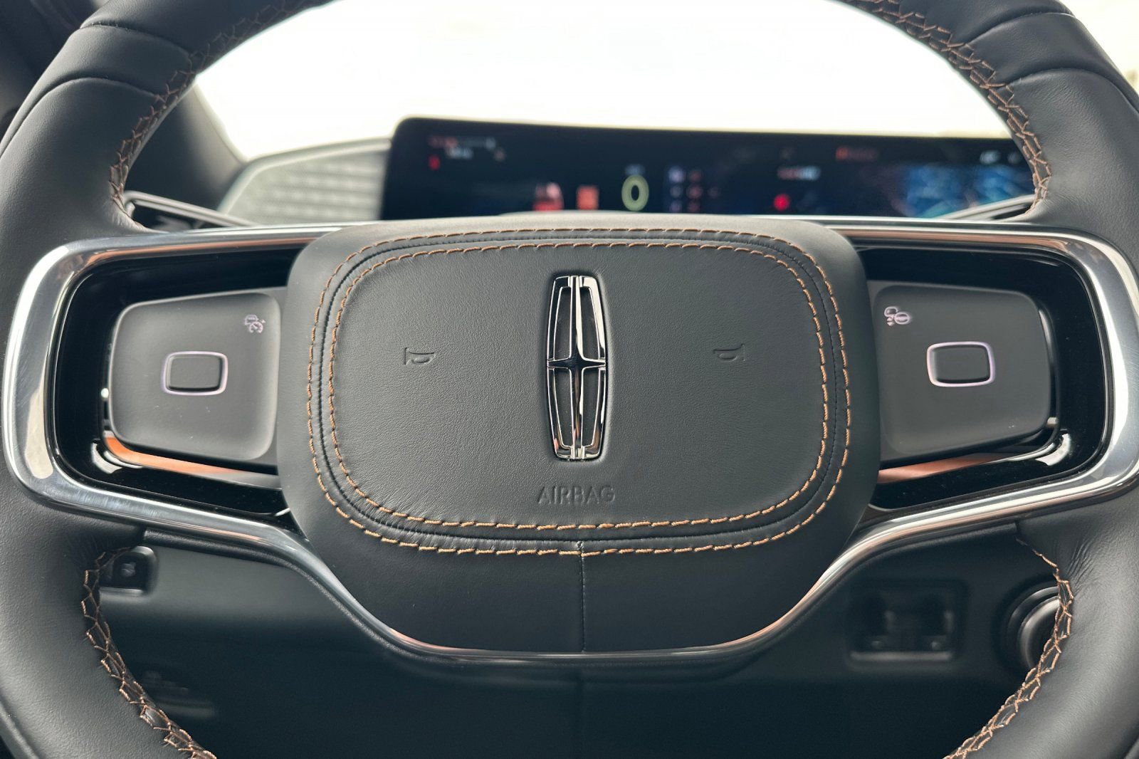 New 2026 Lincoln Navigator L Black Label AWD/4WD image 24
