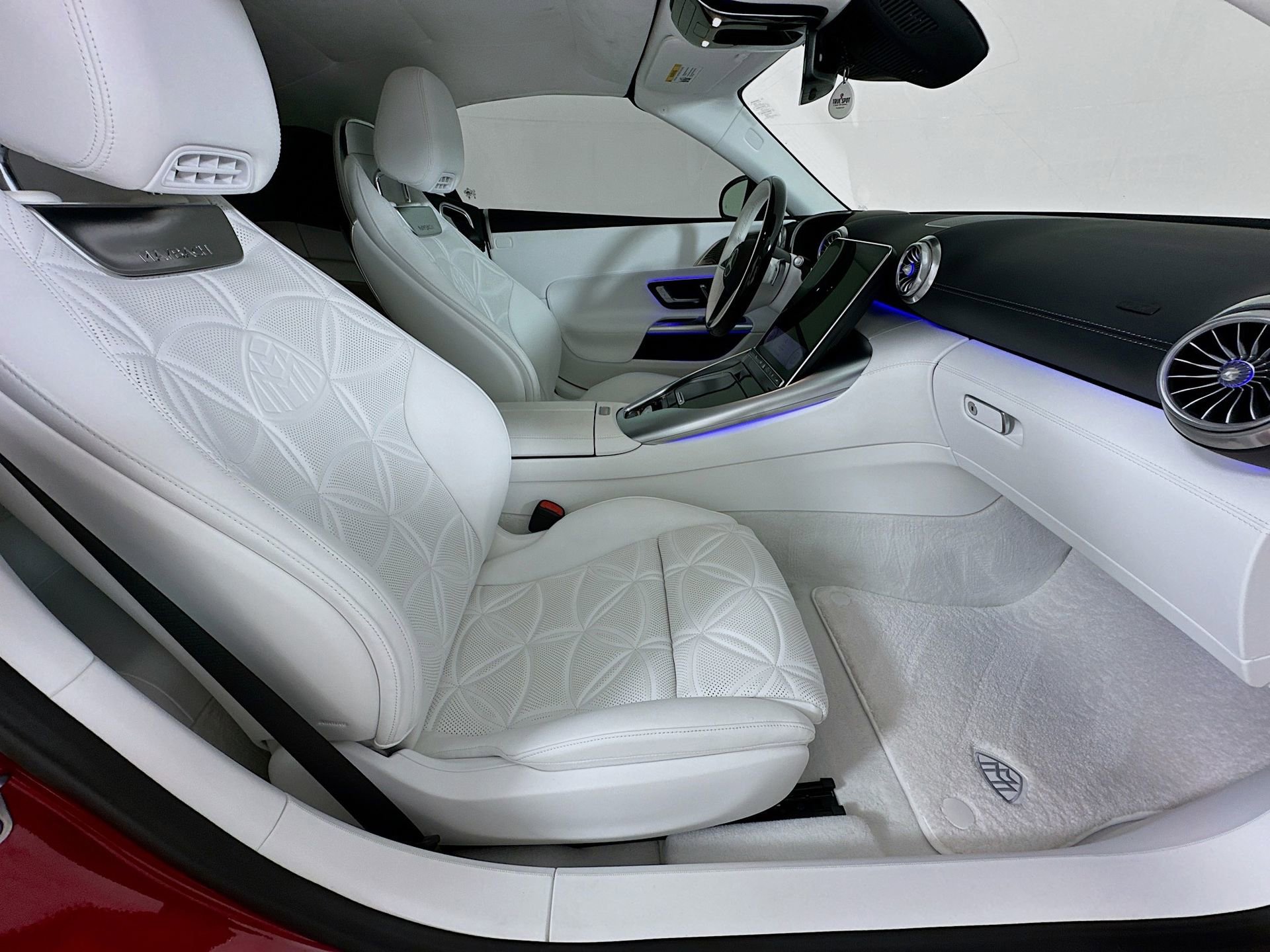 Used 2026 Mercedes-Benz Maybach SL 680 image 27