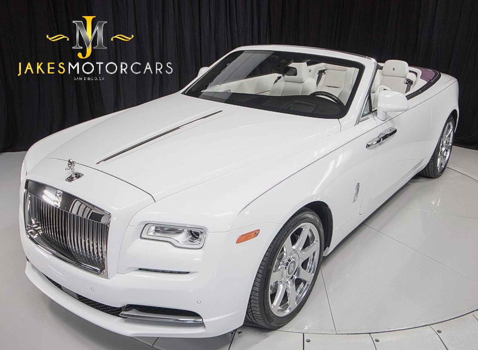 Used 2017 Rolls-Royce Dawn image 21