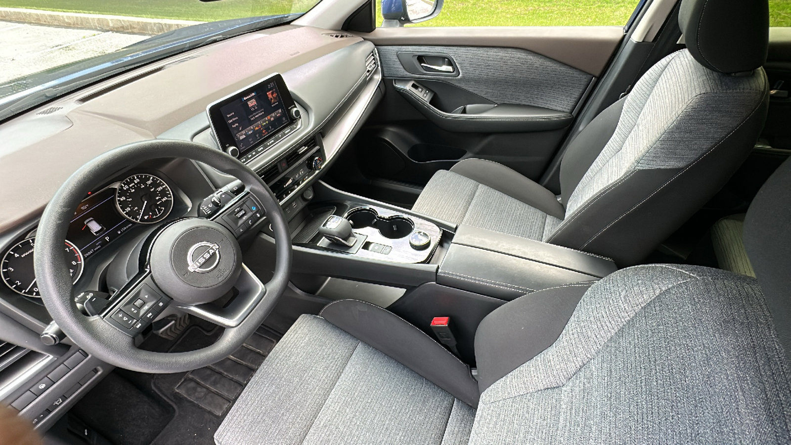 Certified 2023 Nissan Rogue SV AWD/4WD image 20