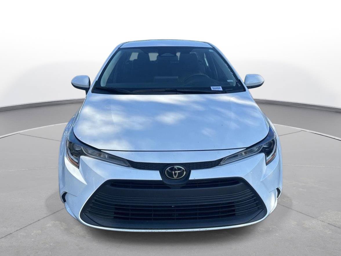 Used 2024 Toyota Corolla LE FWD image 3