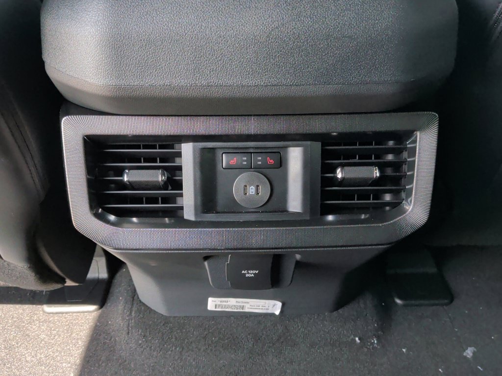 New 2027 Ford F250 Platinum w/ FX4 Off-Road Package AWD/4WD image 44