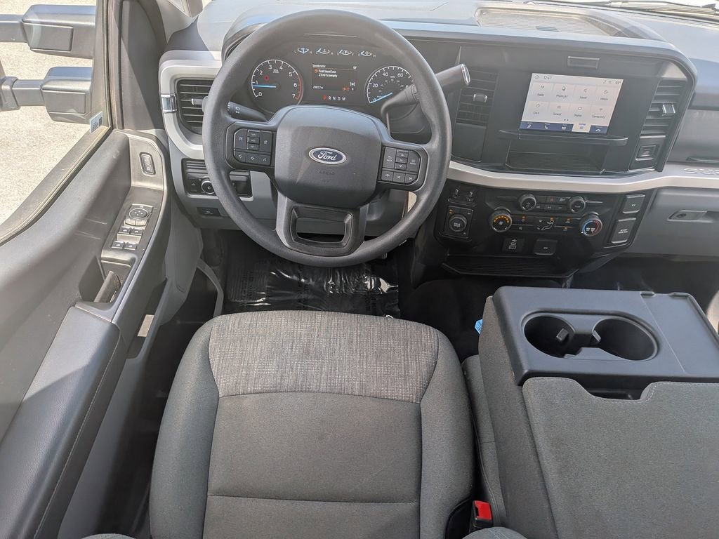 Used 2025 Ford F250 XLT AWD/4WD image 16