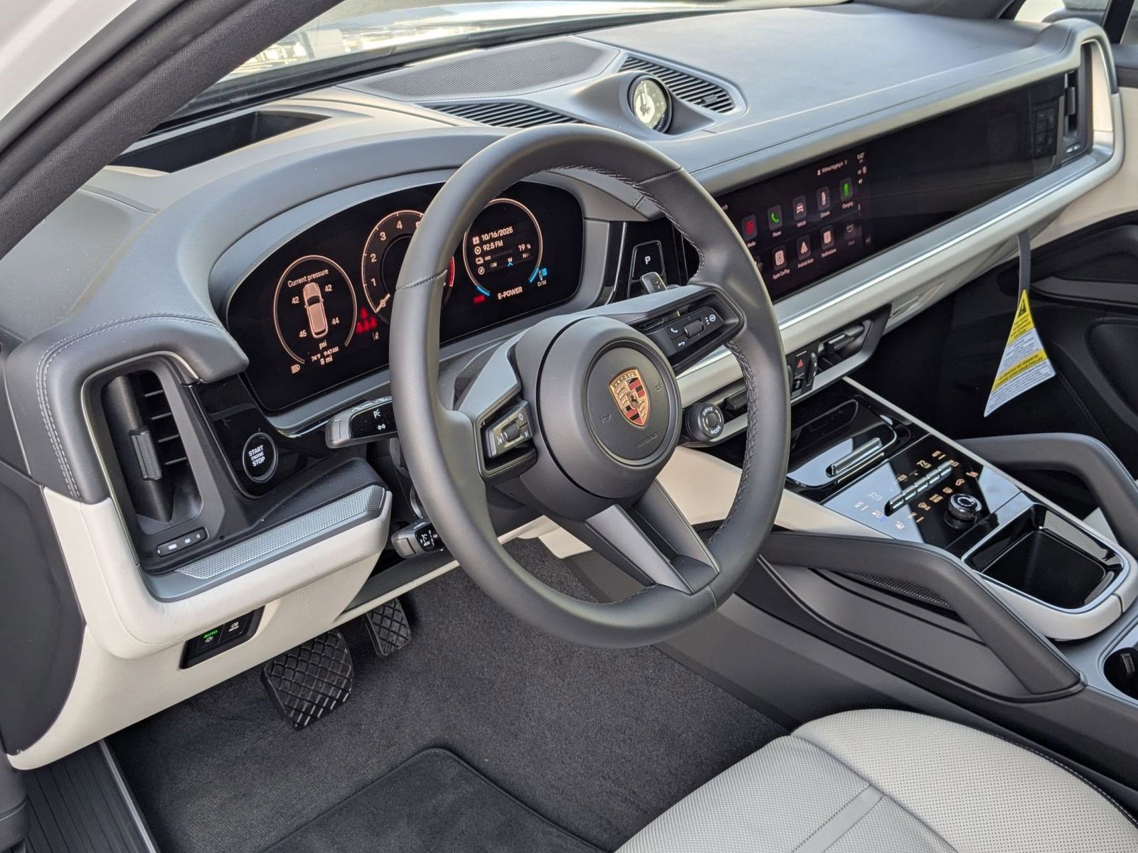 New 2026 Porsche Cayenne E-Hybrid image 4