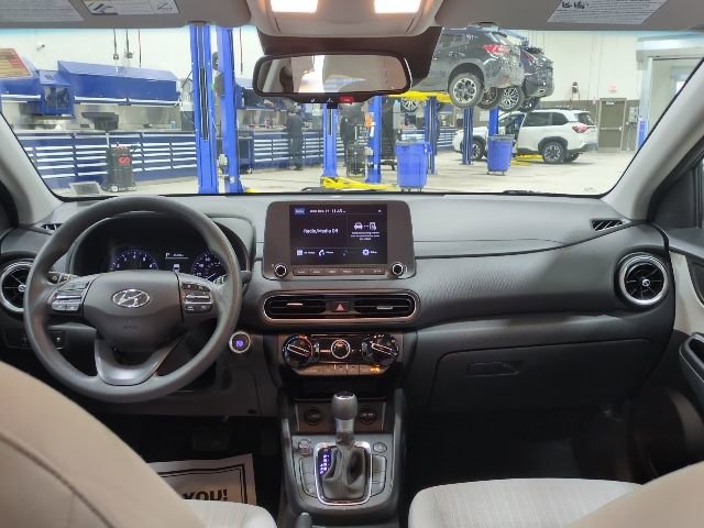 Used 2023 Hyundai Kona SEL image 7