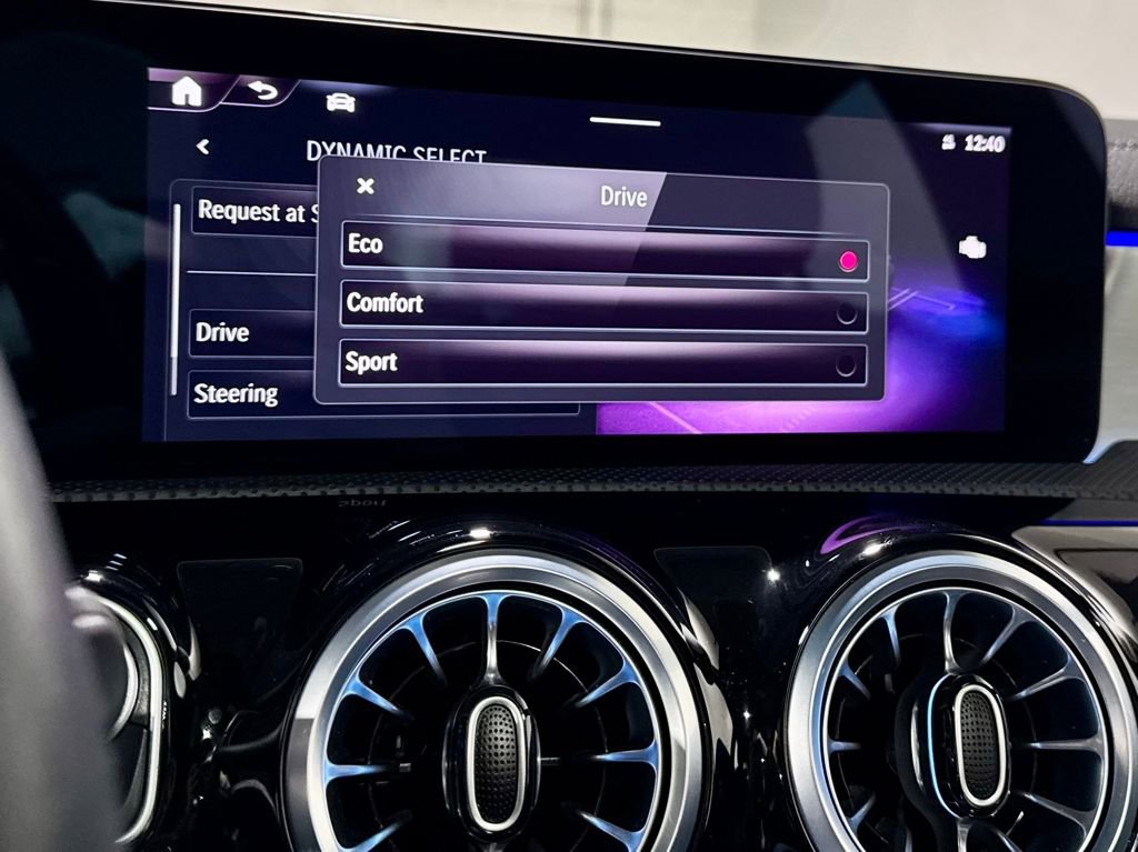 Used 2025 Mercedes-Benz CLA 250 image 20