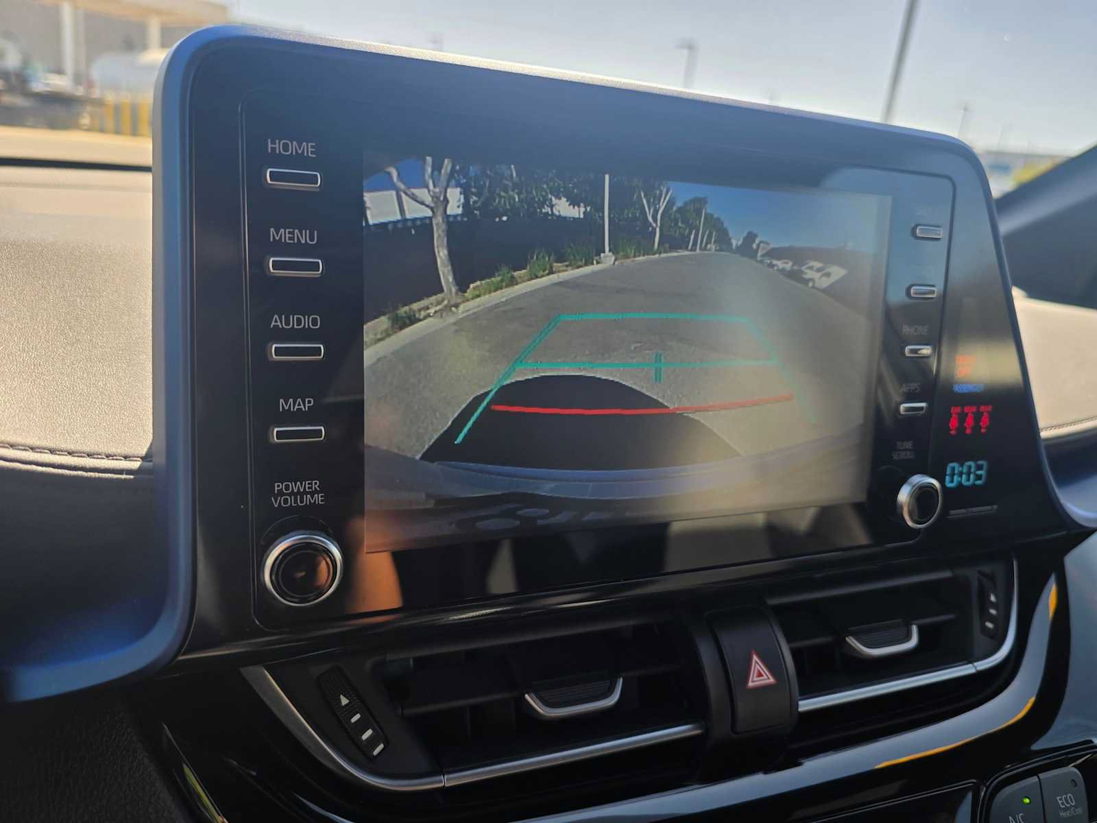 Used 2019 Toyota C-HR XLE FWD image 27