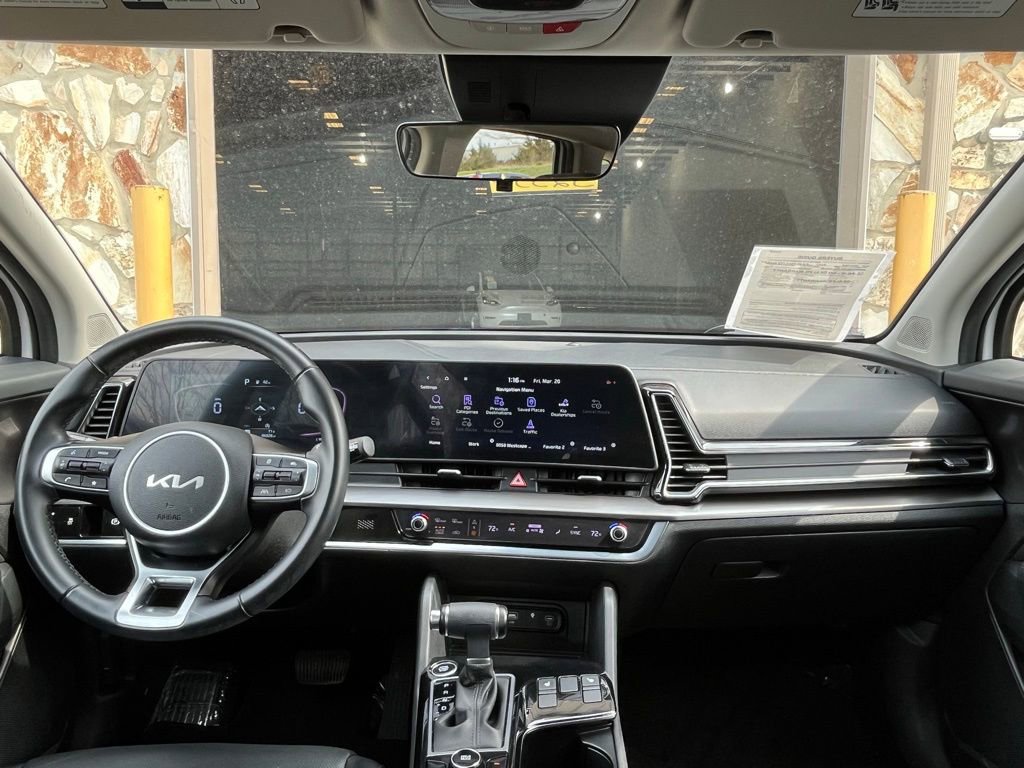 Used 2023 Kia Sportage EX image 23