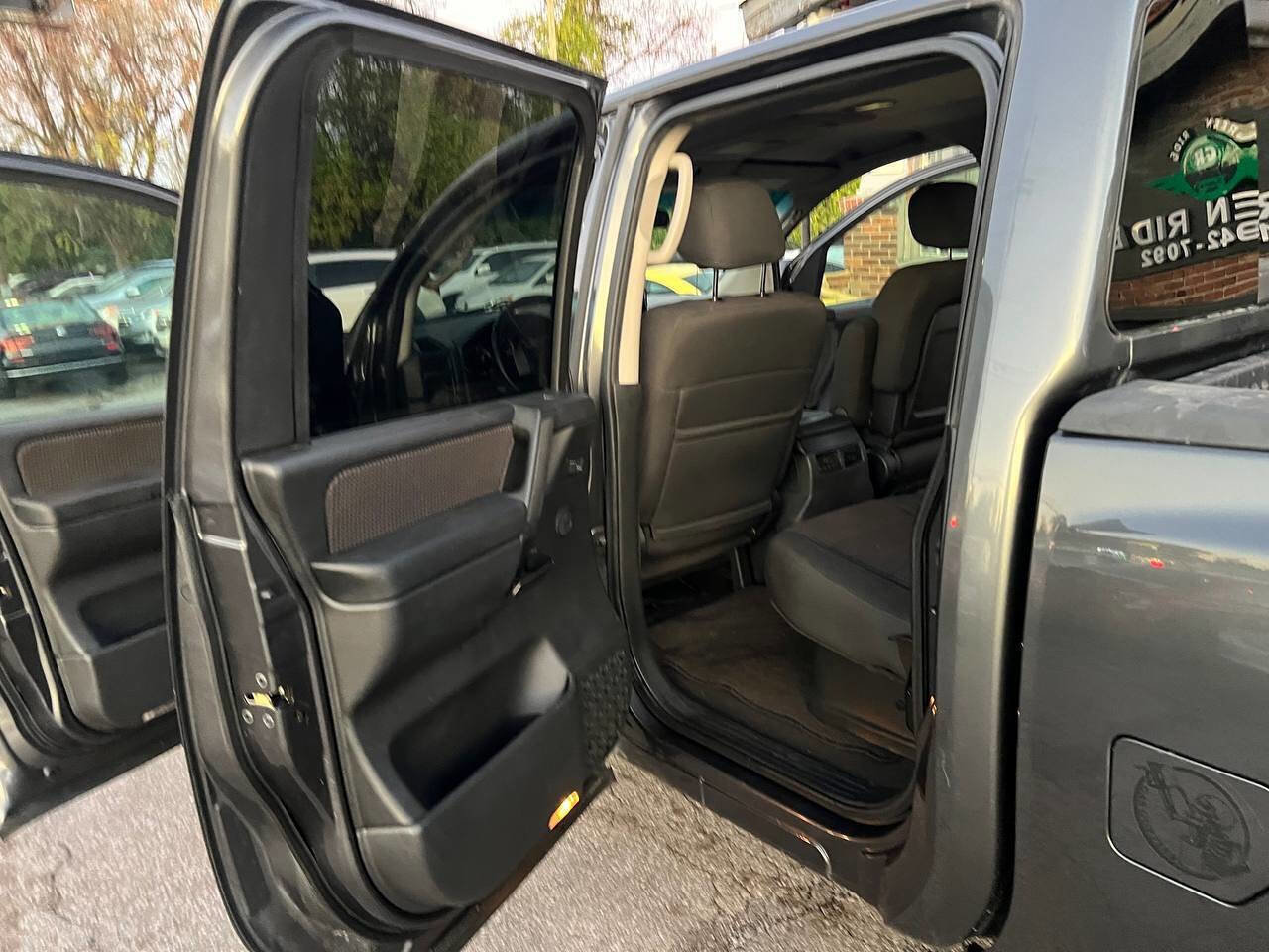 Used 2008 Nissan Titan SE image 12