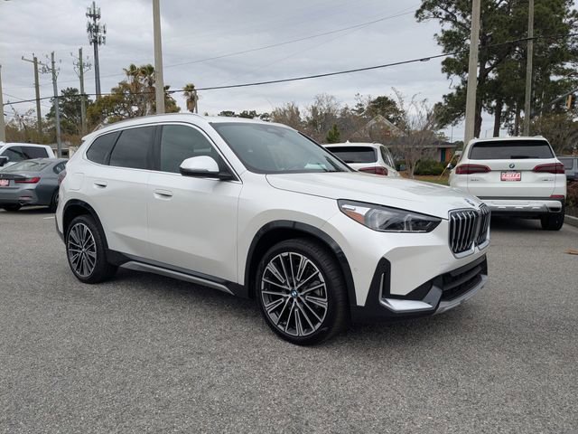 Used 2025 BMW X1 xDrive28i w/ Technology Package image 2