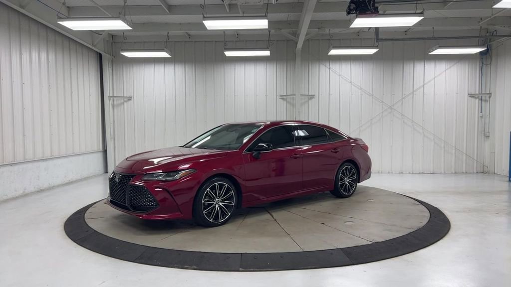 Used 2019 Toyota Avalon Touring w/ Advanced Safety Package FWD image 4