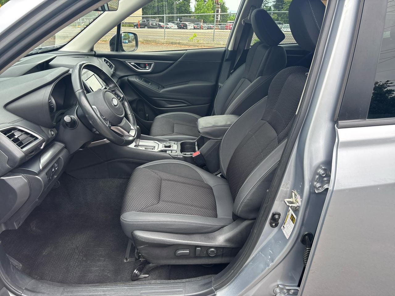 Used 2020 Subaru Forester Premium AWD/4WD image 5