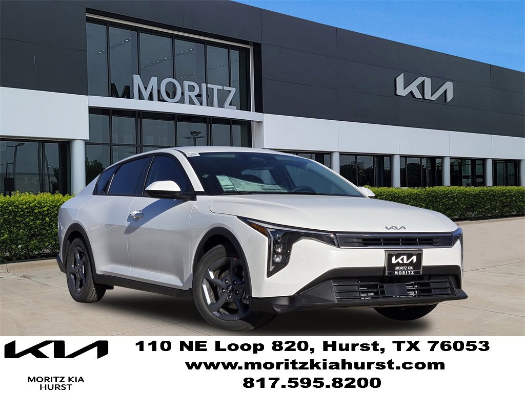 New 2026 Kia K4 LXS image 1