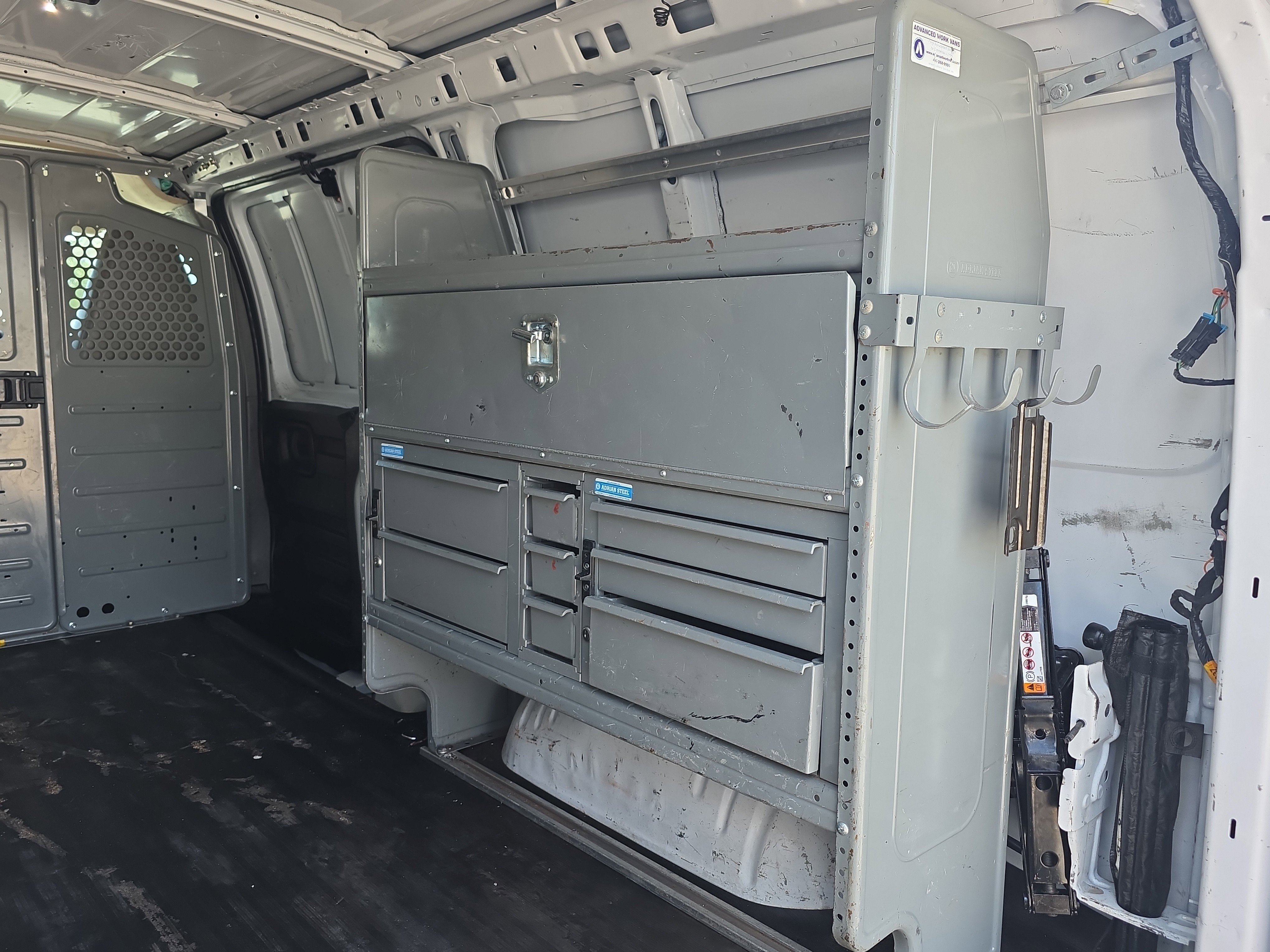 Used 2020 Chevrolet Express 2500 w/ Communications Package RWD image 10