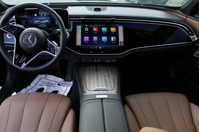 Used 2024 Mercedes-Benz E 350 4MATIC Sedan image 35