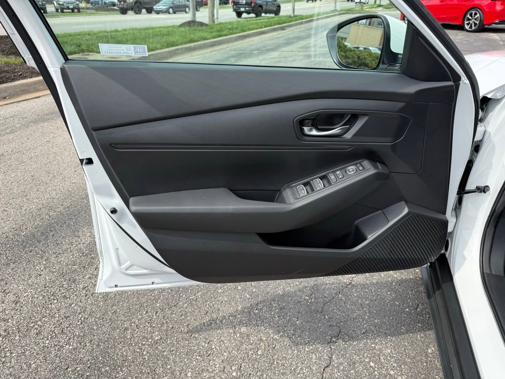 Used 2025 Honda Accord LX image 16