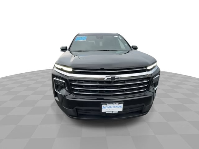 Certified 2025 Chevrolet Traverse LT w/ Sun and Wheel Package AWD/4WD image 3