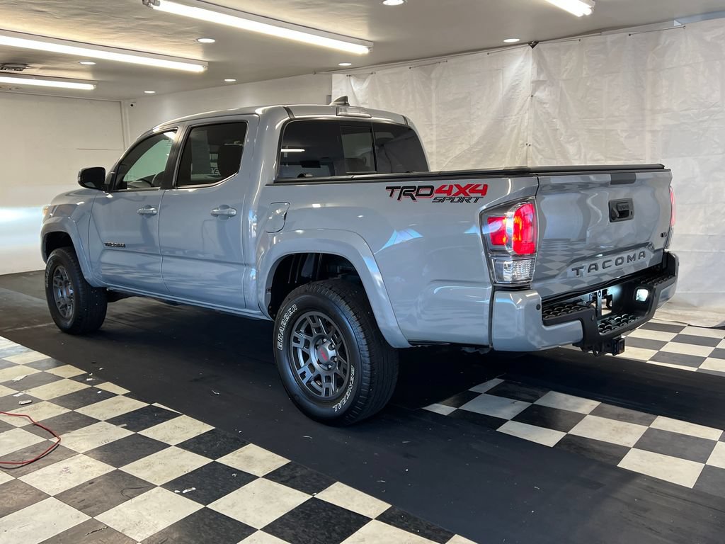 Used 2021 Toyota Tacoma TRD Sport w/ Technology Package AWD/4WD image 8