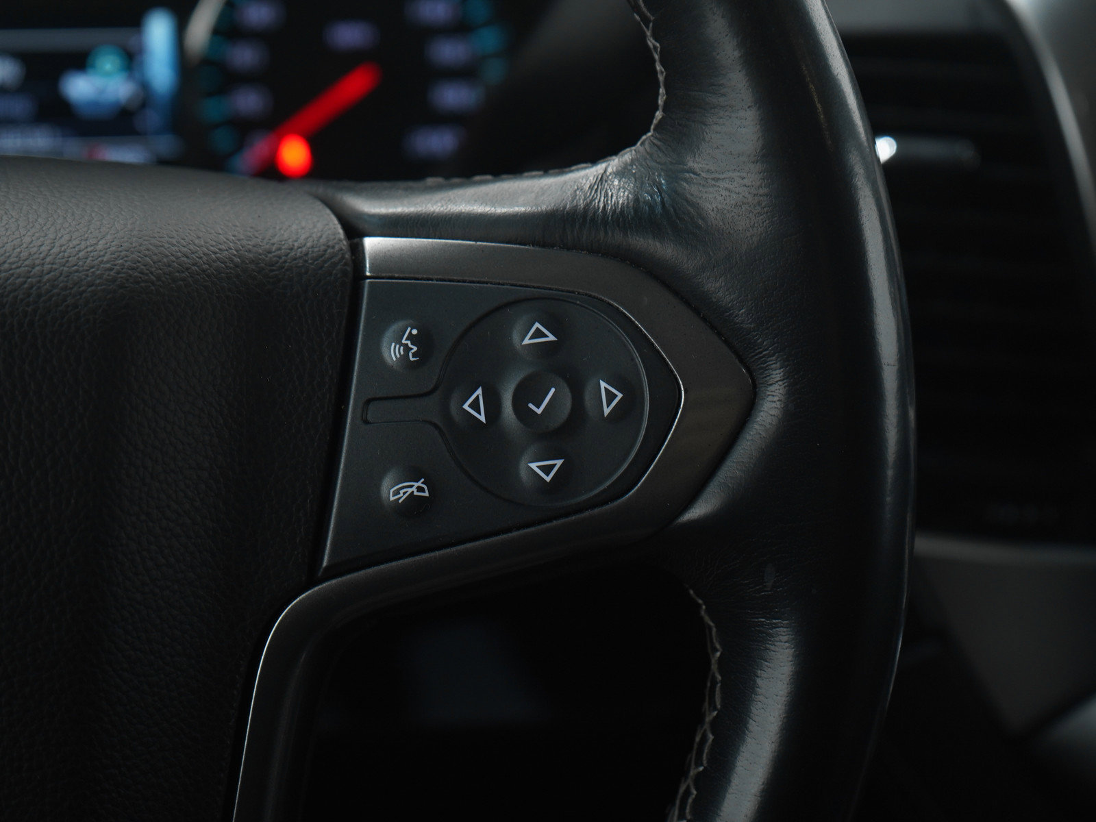 Used 2019 Chevrolet Tahoe Premier image 29