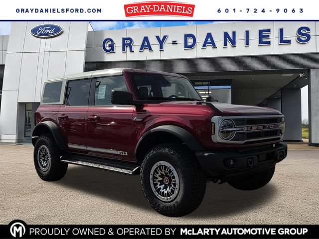 New 2026 Ford Bronco Outer Banks w/ Sasquatch Package