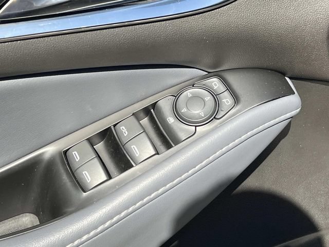 Used 2023 Buick Enclave Essence w/ Sport Touring Edition AWD/4WD image 16