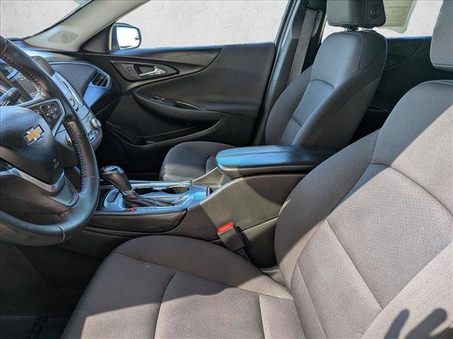 Used 2018 Chevrolet Malibu LT image 11