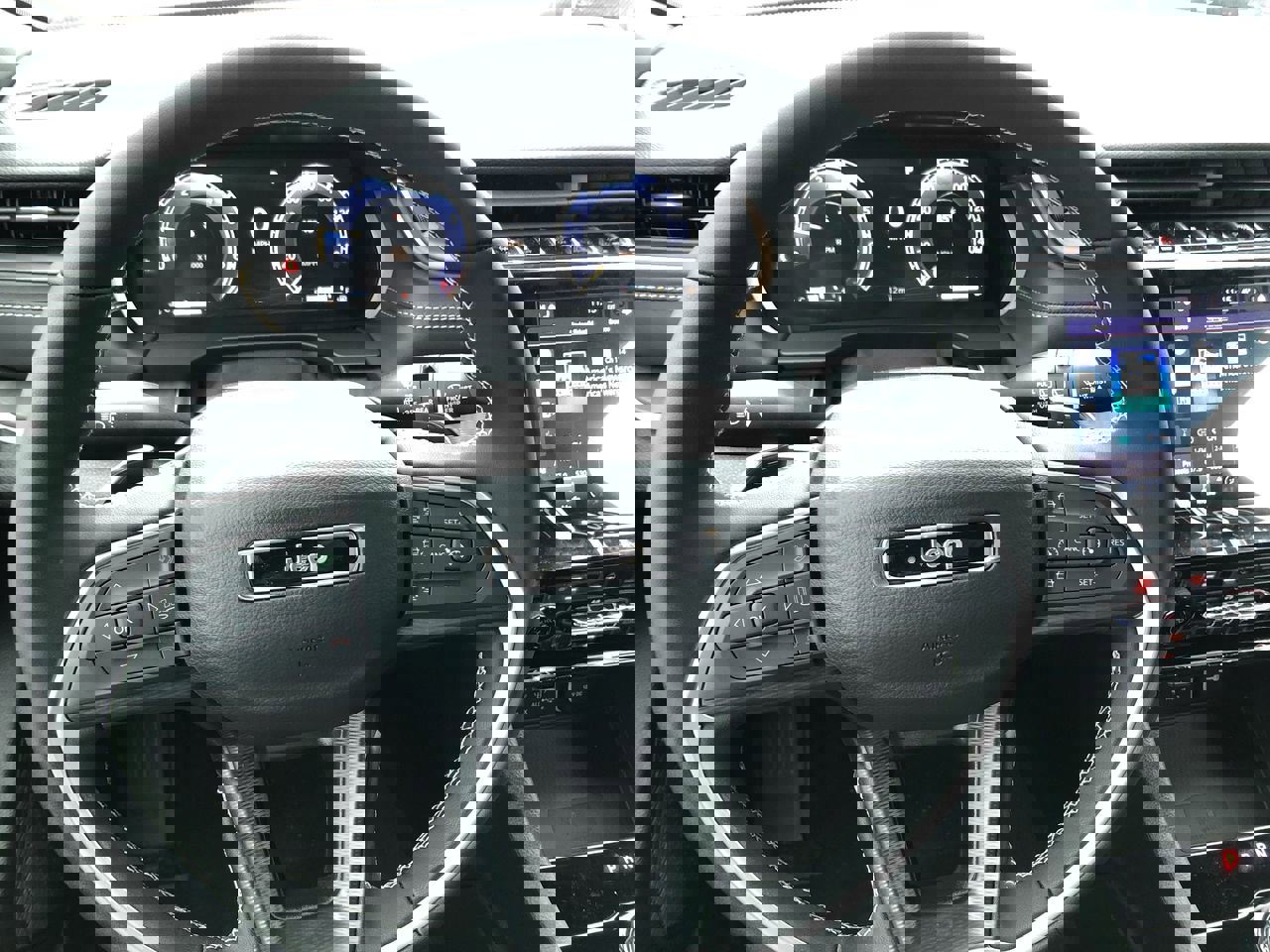 New 2026 Jeep Grand Cherokee Laredo image 16