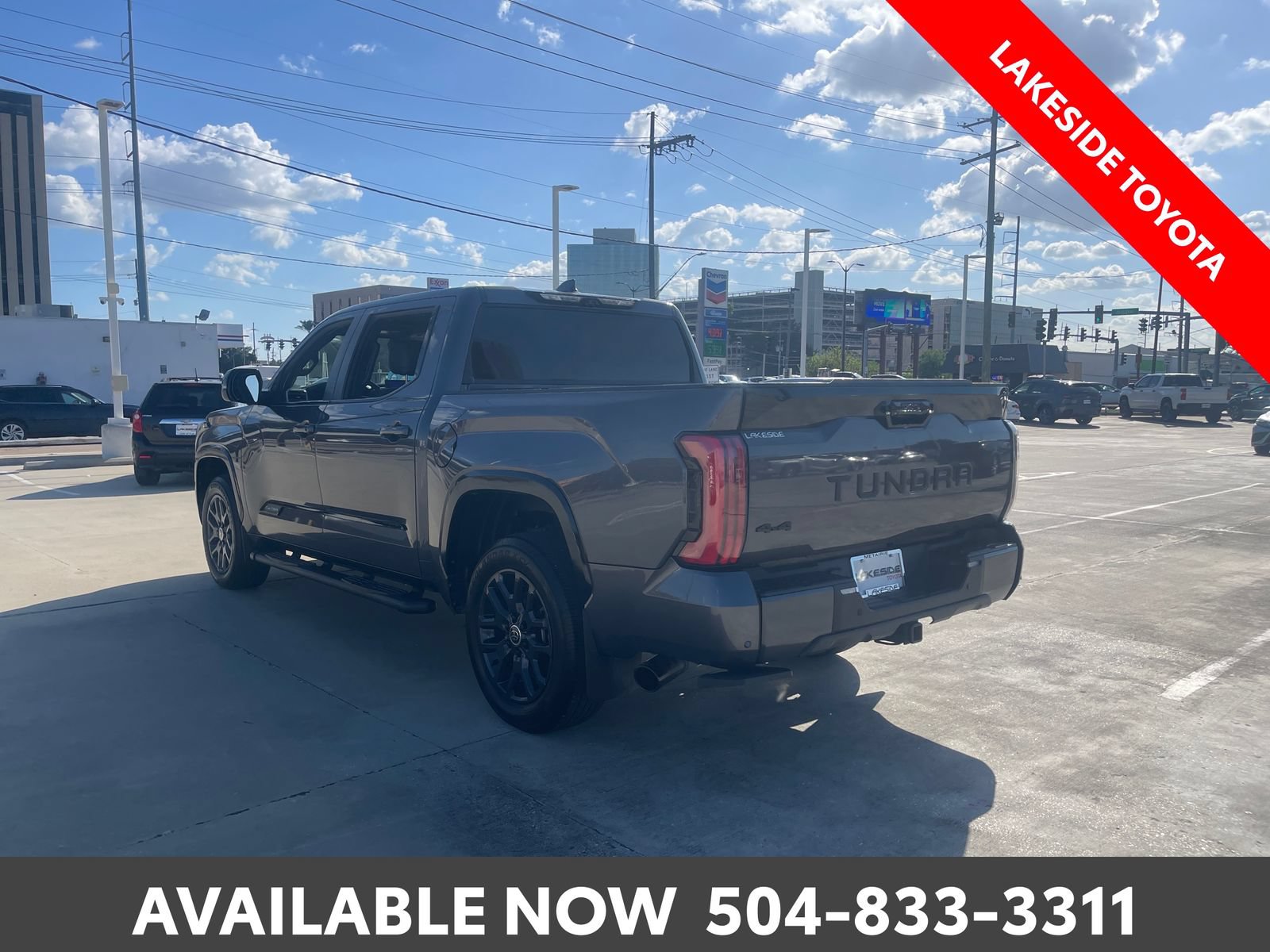 Used 2024 Toyota Tundra Platinum AWD/4WD image 3