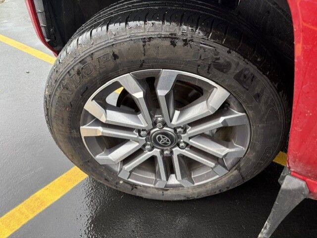 Certified 2026 Toyota 4Runner Limited AWD/4WD image 20